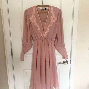 🩷5$/25🩷Ursula of Switzerland Pink Long Sleeve Dress